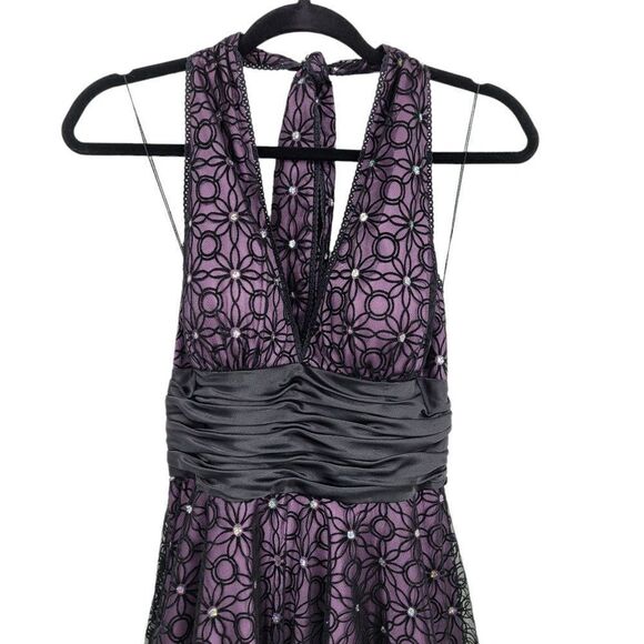 90's Formal Dress 6 Spiderweb Halter Fit & Flare Purple Black Gothic Fairy Witch - Picture 8 of 12
